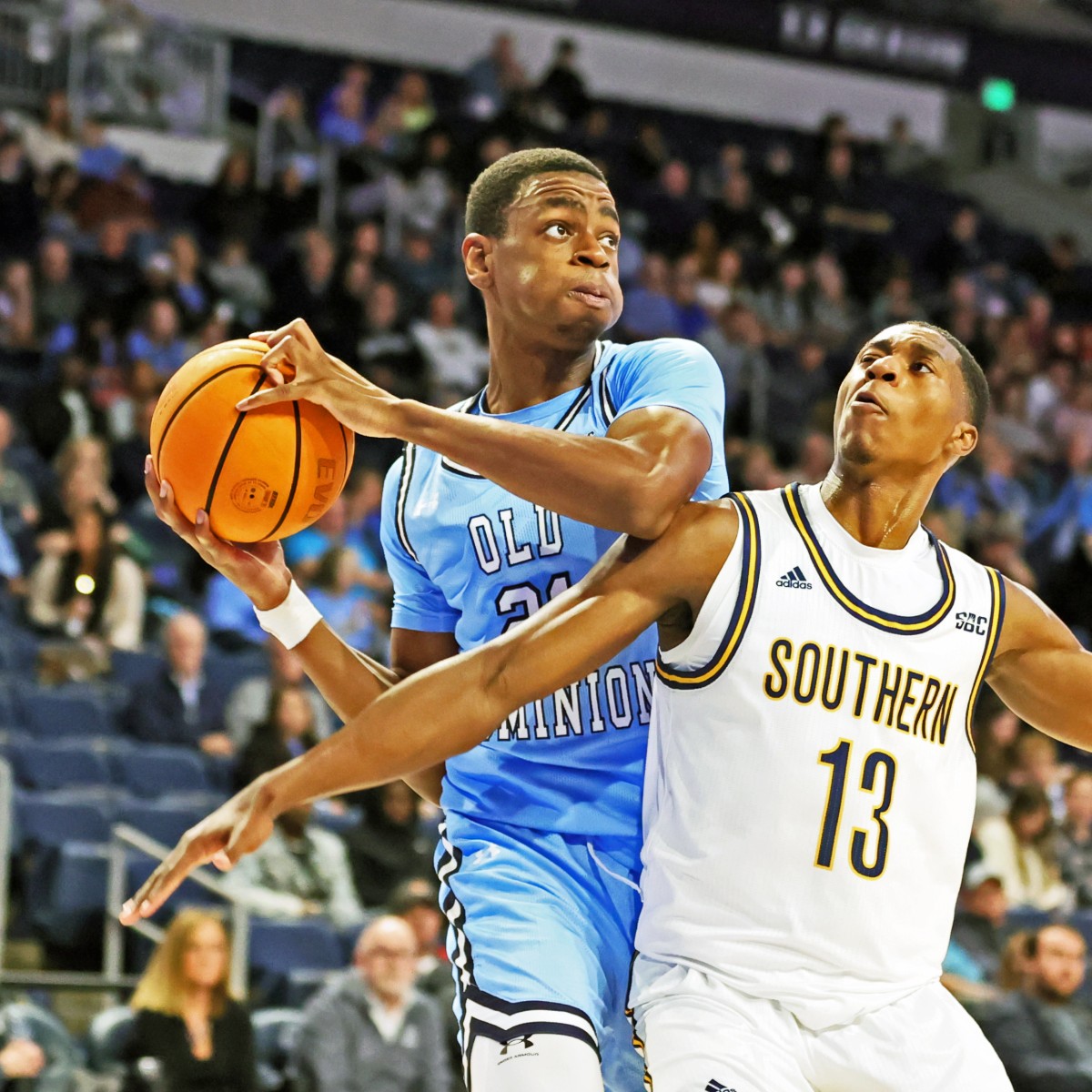 Monarchs Fall to Georgia Southern in Regular Season Finale, 92-75